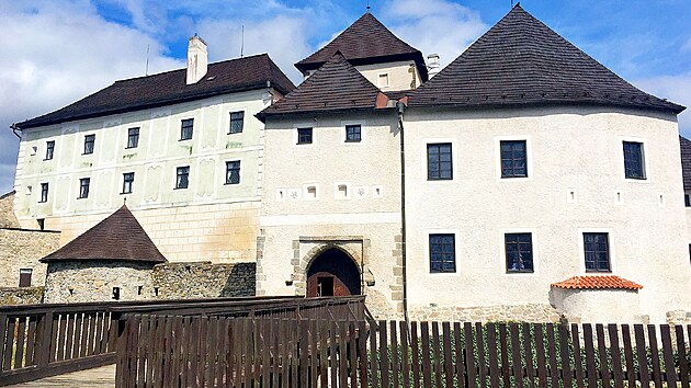 Celkov� pohled na hrad Nov� Hrady