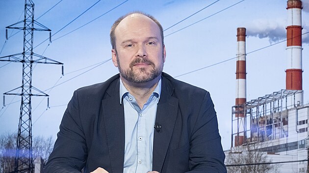 Martin Hájek, ředitel Teplárenského sdružení ČR hostem pořadu Rozstřel. (22. června 2022)