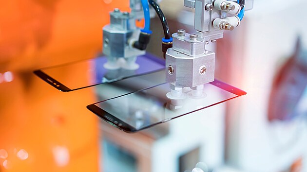 TECHNET: Je v� smartphone OEM nebo ODM. A kdo ho vlastn� vyr�b�?