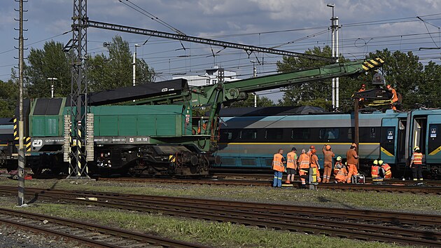 Souprava se srazila s lokomotivou v Bohumíně, jen několik stovek metrů od stanice.