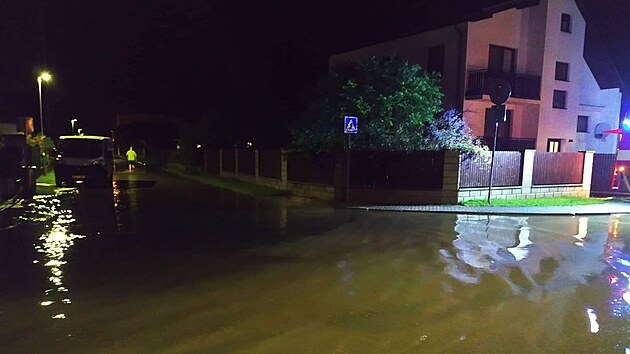 Katovice na Strakonicku zažily extrémní srážky. Voda zatopila sklepy.