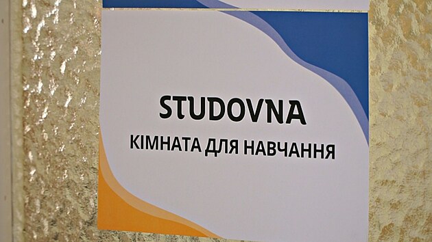 Otev�r�n� �esk� ve�ejn� knihovny pro ob�any Ukrajiny v Praze. (27. �ervna 2022)