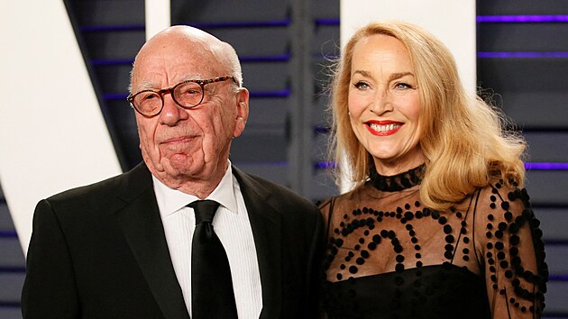 Rupert Murdoch a Jerry Hallová (24. února 2019)