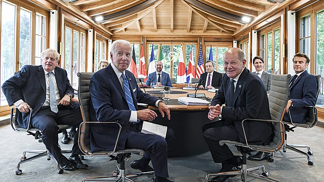 Lídi skupiny G7 na pracovním obd.