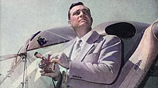 Pilot Kenneth Arnold se ze zástupů poblázněných „svědků mimozemských objektů“...