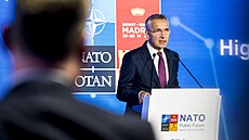 Šéf Aliance Jens Stoltenberg na summitu NATO v Madridu
