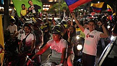 Kolumbie slaví prezidentské vít�zství Gustava Petra, bývalého starosty Bogoty a...