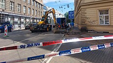 Havárie vodovodu na Žerotínově náměstí v Brně způsobila dopravní komplikace....