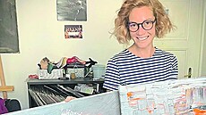 Petra Kubík Nandráiová se chystá na vernisá.