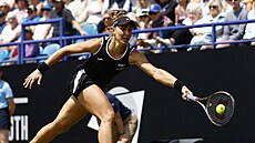 Beatriz Haddadová Maiaová na turnaji v Eastbourne