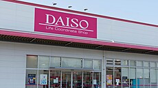 Japonská spolenost Daiso, která provozuje své obchody se zboím do sto jen.