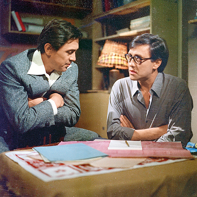 Řešil jsem, jak manželce vysvětlím milostnou scénu s Schoberovou, říká Satoranský