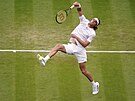 ecký tenista Stefanos Tsitsipas útoí ve druhém kole Wimbledonu.