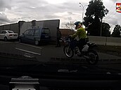 Na nezodpovědného motorkáře si počíhala policejní hlídka
