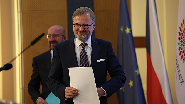 Předseda Evropské rady Charles Michel se sešel s premiérem Petrem Fialou v Praze (30. června 2022)