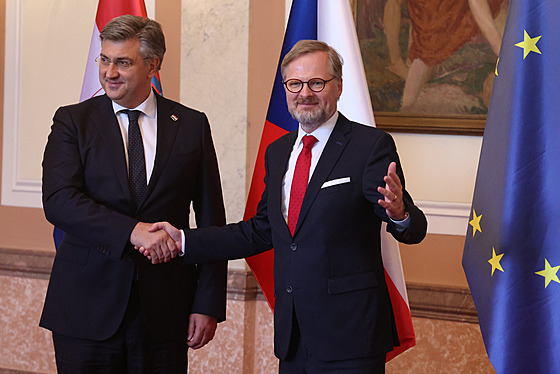 Premiér Petr Fiala (ODS) se seel se svým chorvatským protjkem Andrejem...