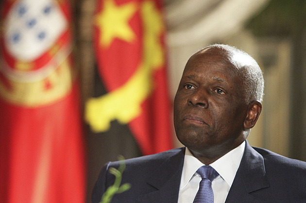 Zemřel angolský exprezident dos Santos. V čele země stál čtyři desetiletí