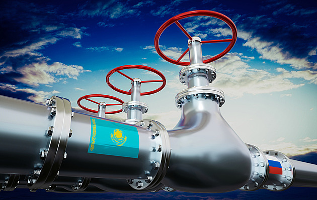 Rusko utahuje ropné kohouty, nařídilo dočasně odstavit potrubí z Kazachstánu