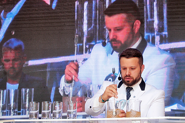 České „Štěstí“ bralo stříbro, světovým šampionem v míchání drinků je Rakušan