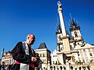 Nový arcibiskup praský Jan Graubner se piel v den svého uvedení do funkce...