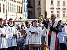 Nový praský arcibiskup Jan Graubner piputoval k Mariánskému sloupu na...