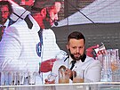 Nejlep�� barmani ze sedmn�cti zem� sv�ta bojovali v Karlov�ch Varech o sv�tov�...