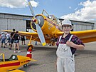 Slavnostn� roll-out Z-37 �mel�ka (DM-SNK) v Leteck�mu muzeu Kunovice. (9....