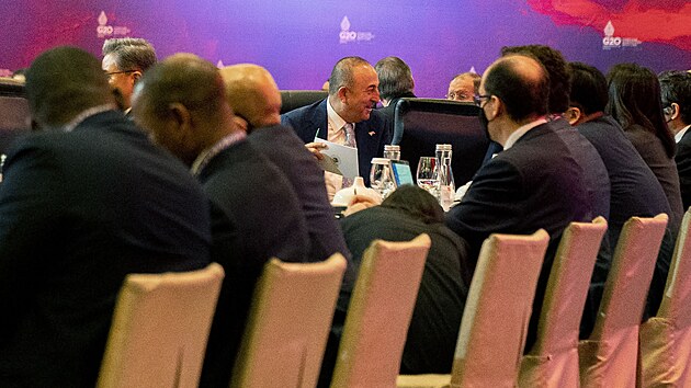 Tureck ministr zahrani Mevlut Cavusoglu se astn zahajovacho zasedn summitu ministr zahrani G20 na Bali. (8. ervence 2022)