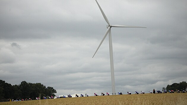 Peloton v est etap na Tour de France