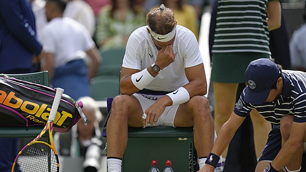 panl Rafael Nadal ve tvrtfinle Wimbledonu.