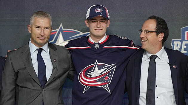 esk obrnce David Jiek na draftu. Vybrali si ho Columbus Blue Jackets.