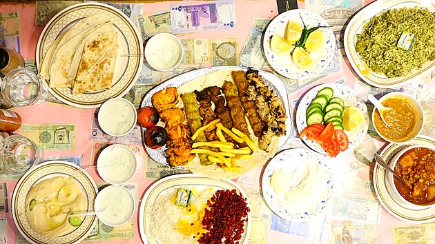 Mix grilovanch mas v restauraci Al-Ustad Special Kebab