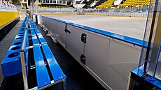 NOVÁ ÉRA. Ledová plocha na Hlinkov zimním stadionu se zúila na rozmry NHL a...