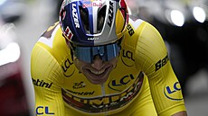 Belgický cyklista Wout van Aert v prbhu esté etapy na Tour de France
