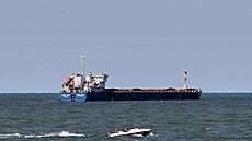 Ruská nákladní loď Žibek Žoly, kterou turečtí celníci zadrželi u pobřeží...