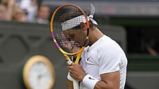 Španěl Rafael Nadal ve čtvrtfinále Wimbledonu.