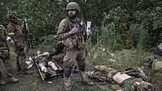 Ranní ukrajintí vojáci u Lysyansku (26. ervna 2022)