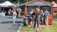 Stanové msteko Mezinárodního filmového festivalu Karlovy Vary na Rolav (5....
