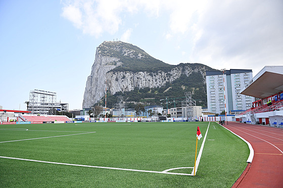 Victoria Stadium, stadion vtiny gibraltarských klub i tamní fotbalové...