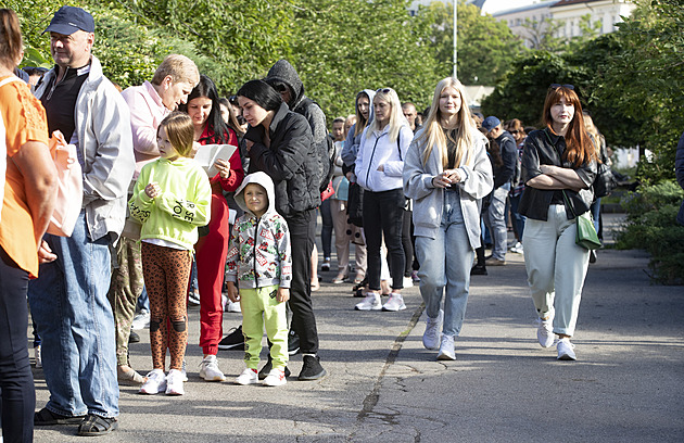 Stát změní podporu ubytování uprchlíků. Chystá registr, podmínkou je nájem