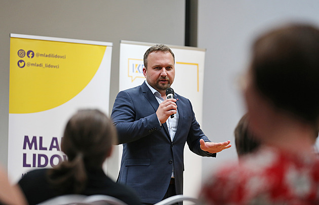 Zásadní nic. KDU směřuje k proměně v malou regionální stranu