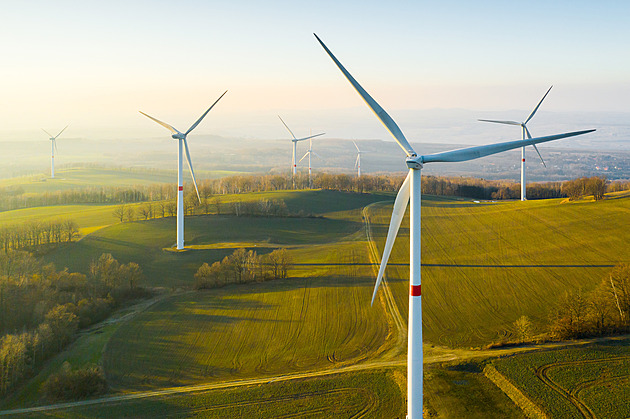 KOMENTÁŘ: Konec pohádky o energiích. Té o obnovitelných zdrojích už věří málokdo