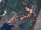 Mapa tepelných anomálií na východ Ukrajiny na satelitních snímcích NASA....