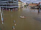 Zatopené domy na Florenci v Praze. Povodn 2002.
