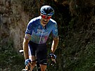 RADOST. Hugo Houle si jede pro vítzství estnácté etap Tour de France.