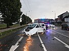 Nehoda sedmi aut v Malenovic�ch ochromila dopravu na hlavn�m tahu Zl�n -...