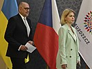 Ministr pro evropské záleitosti Mikulá Bek (STAN) a ukrajinská vicepremiérka...