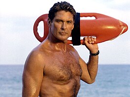 David Hasselhoff v seriálu Pob�e�ní hlídka (1989)