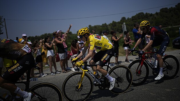 Ldr Jonas Vingegaard bhem estnct etapy Tour de France.