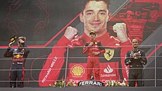 Nejlepí trojice Velké ceny Rakouska. Vítz Charles Leclerc z Ferrari, druhý...